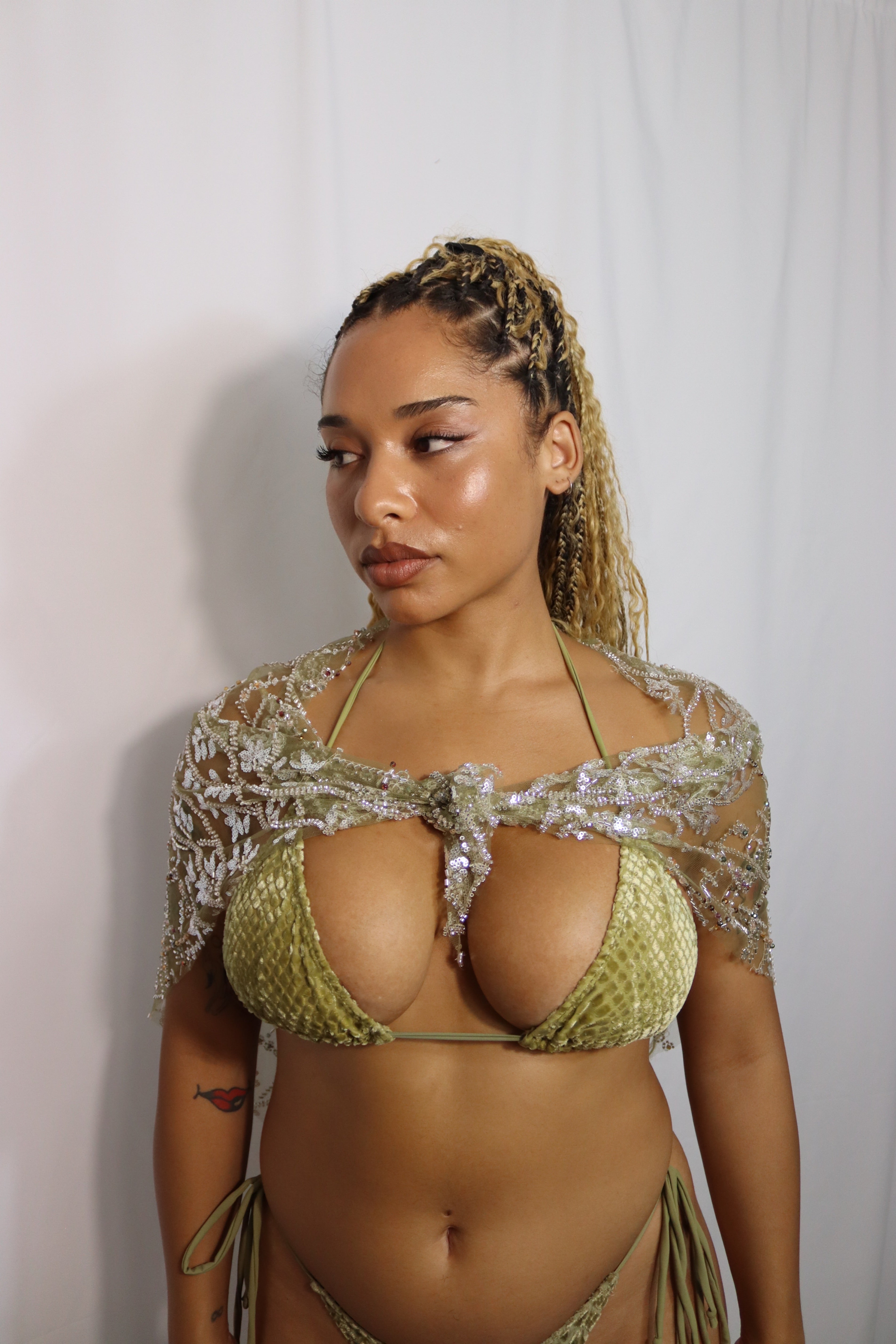 Malibu Glow - SCAPRA - KHAKI